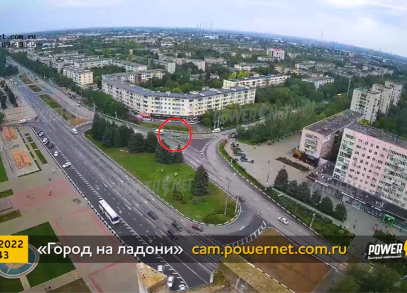 Утренняя авария в центре Волжского попала на видео