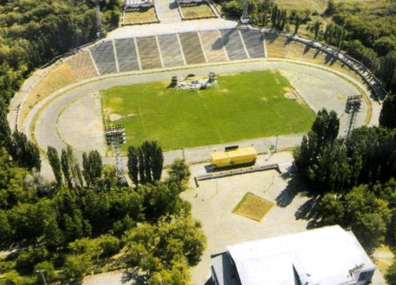 63 года назад стадион «Энергия» переименовали в Волжском