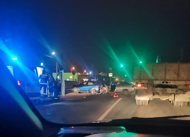 Автоледи устроила аварию с пострадавшими в Волжском: подробности