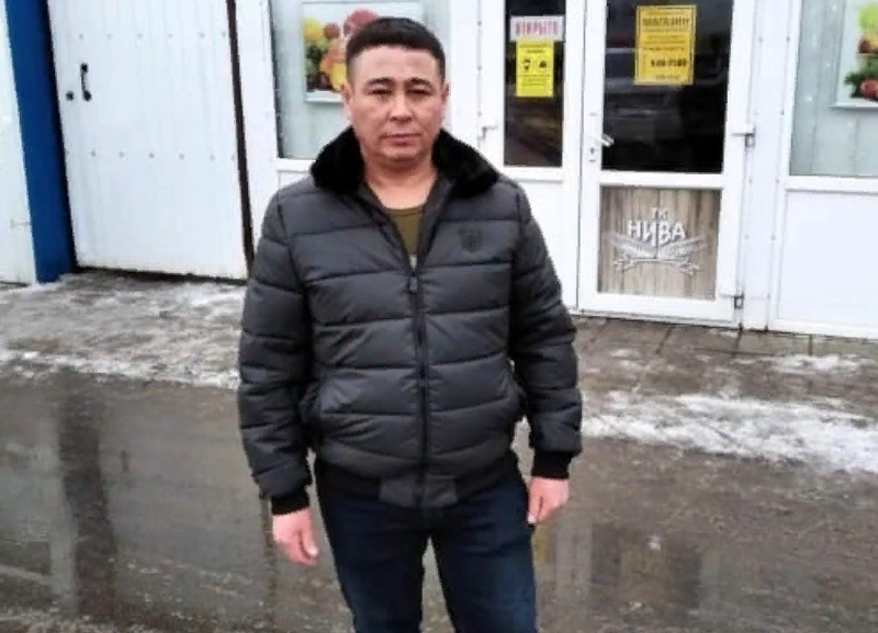Без вести пропавшего с марта мужчину разыскивают в Волжском