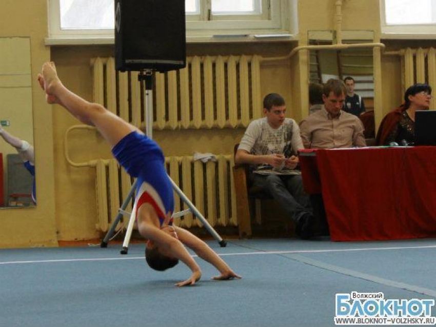 Юные гимнасты стали призерами открытого первенства Волжского