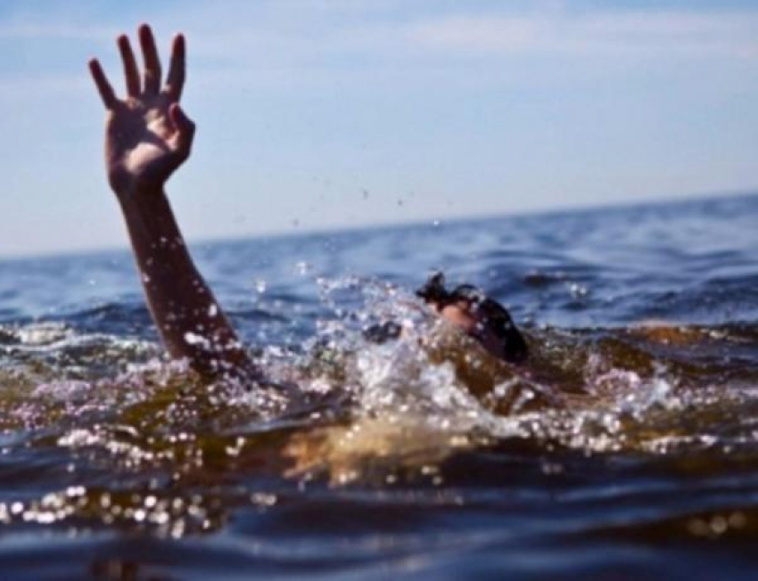 32-летняя волжанка захлебнулась в реке в Колхозной Ахтубе