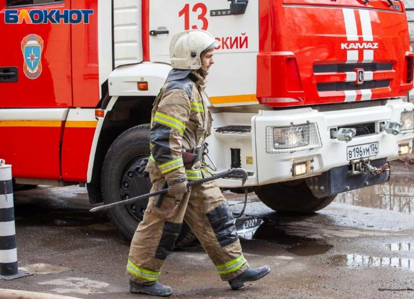 Пожар в частном доме в Волжском: подробности о возгорании