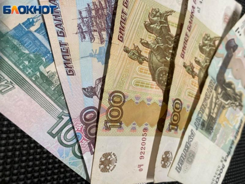 Доходы подростков в Волжском перестанут включать в общесемейные