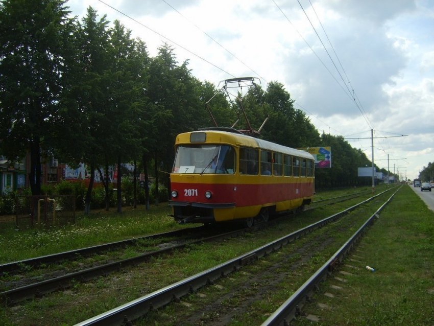 На юге Волгограда трамвай сбил пенсионерку на переходе 