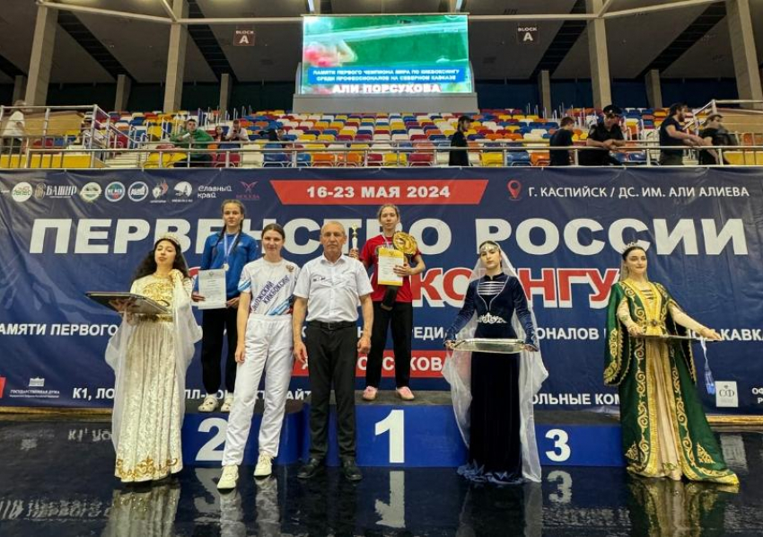 Волжские кикбоксеры завоевали золотые медали на первенстве России