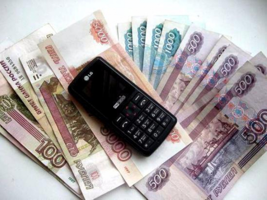 Мошенник обманул волжанку и «заработал» 30 тысяч рублей