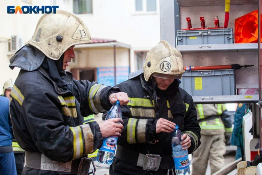 Два пожара за сутки произошло в Волжском: подробности о пострадавших