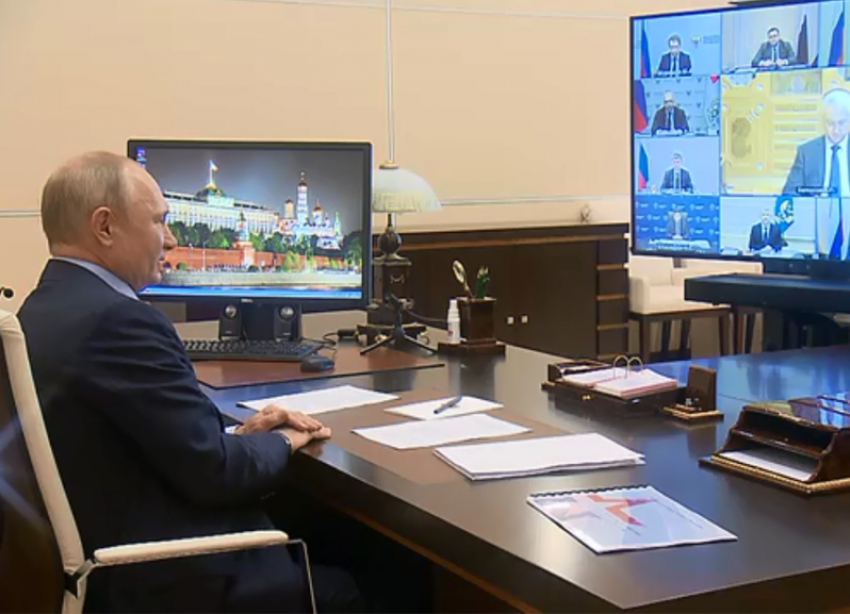 Владимир Путин рассмотрел этапы выхода из режима самоизоляции