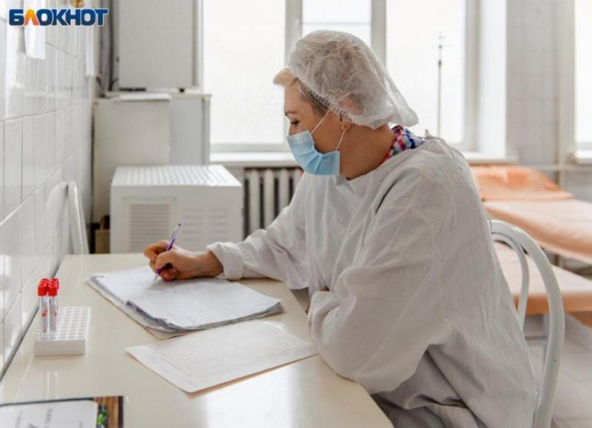 Почти сотня волжан заболели COVID-19 за сутки: вирус набирает обороты в Волгоградской области