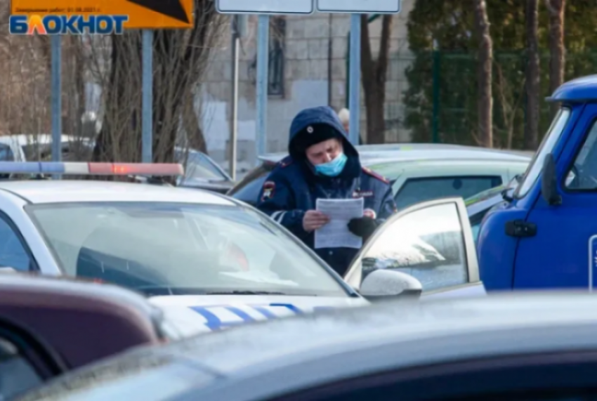 Близ Волжского сбили 55-летнюю женщину: подробности ДТП