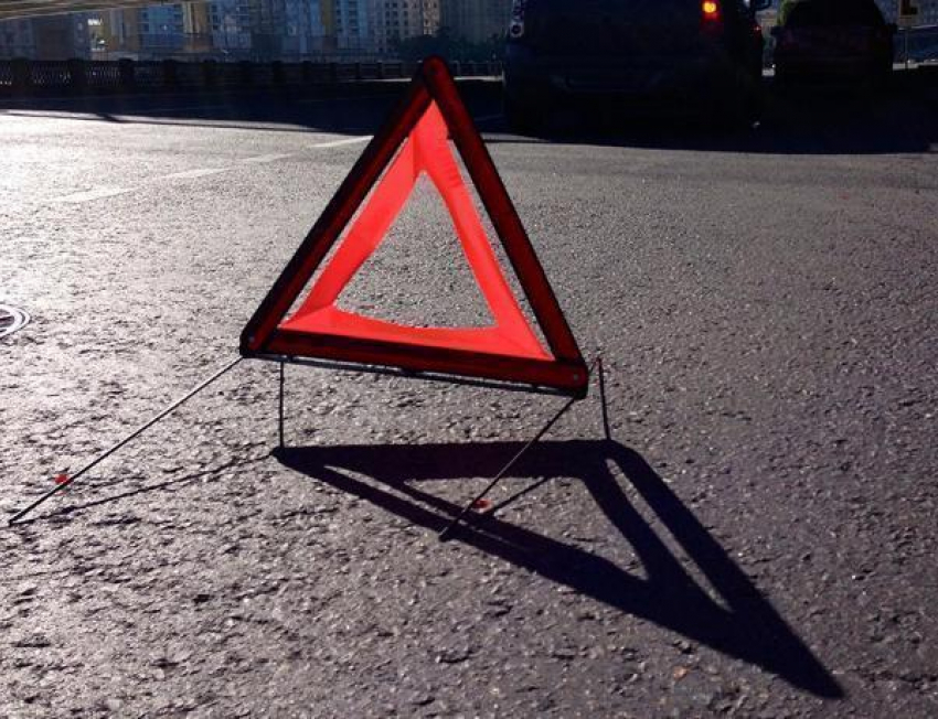 56-летняя виновница ДТП оказалась в больнице в Волжском