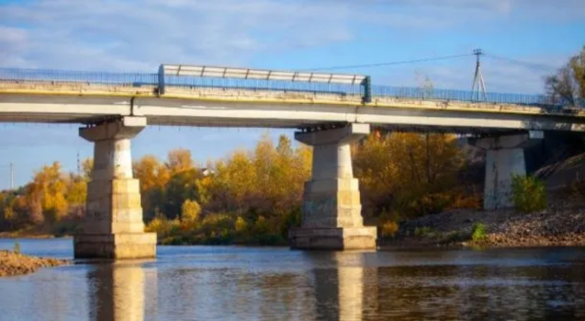 В Волжском будет отремонтирован мост через реку Ахтуба на остров Зеленый