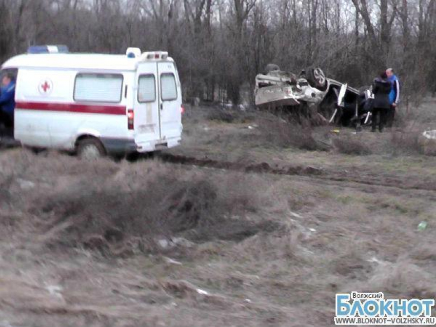 Двое волжан попали под колеса авто