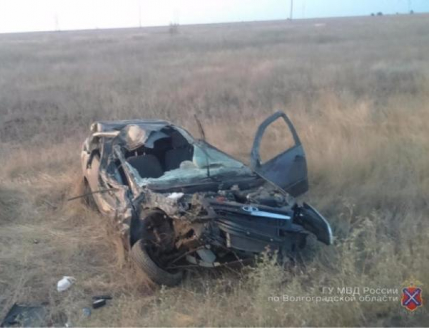 Тридцатилетняя пассажирка «Гранты» погибла после столкновения с многотонной фурой под Волжским