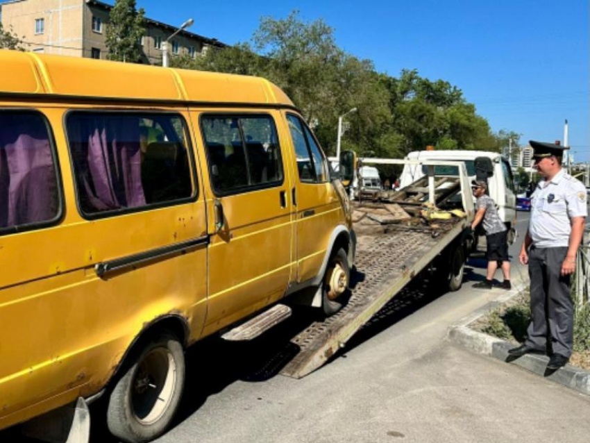 В Волжском маршрутки увозят на штрафстоянки