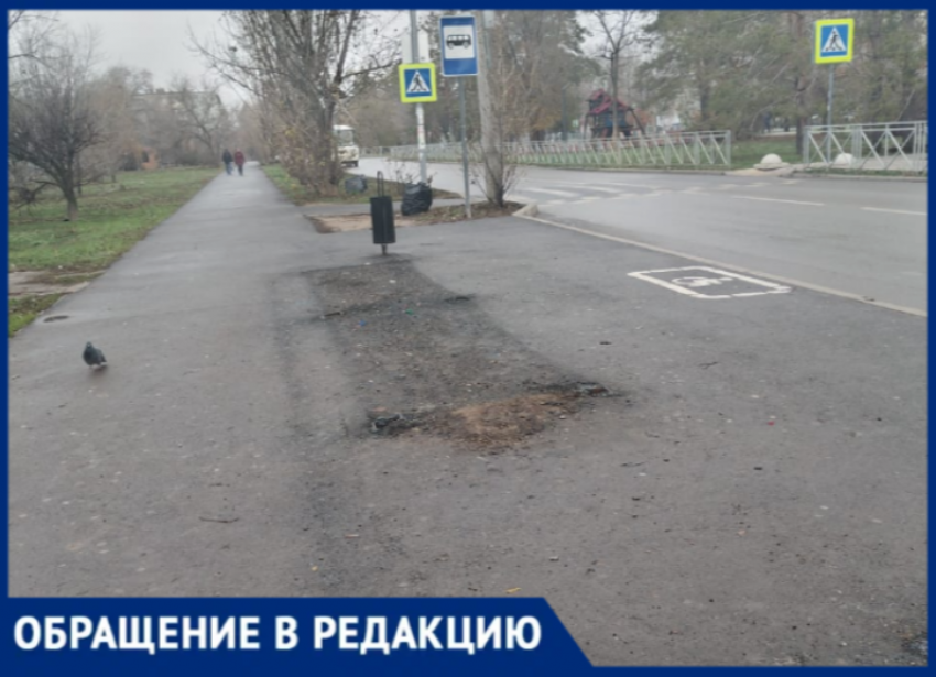 Остановку снесли, вопросы остались: волжане вынуждены под дождем ждать общественный транспорт