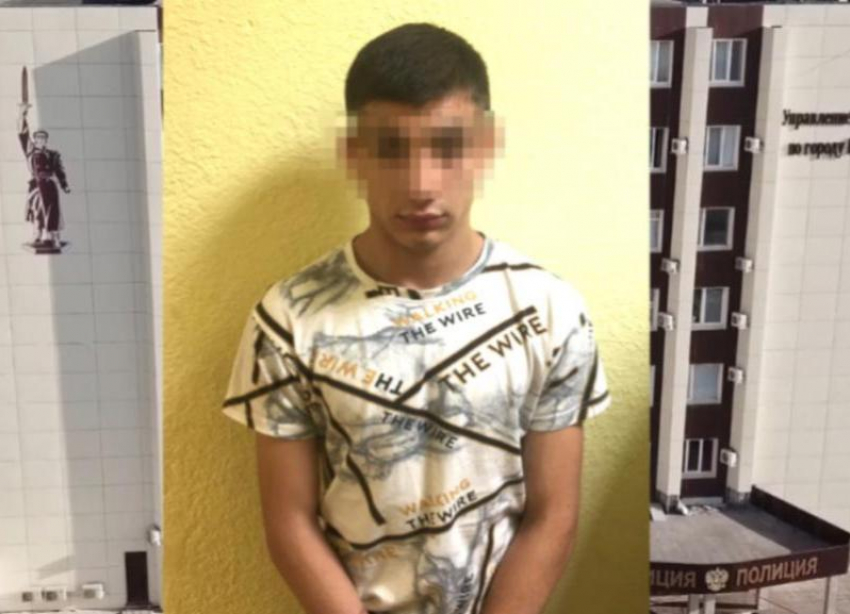 Срывал цепочки с волжан и скрывался: несовершеннолетнего грабителя задержали