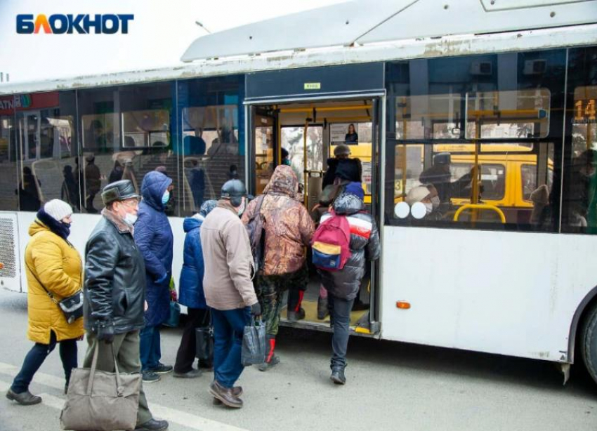 В Волжском с 1 ноября повысится  стоимость проезда в общественном транспорте