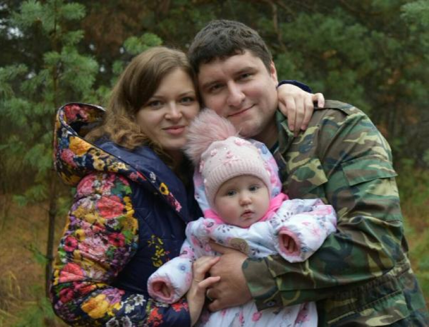 Волжанин поздравил свою любимую жену Марию Подмарёву с днем рождения