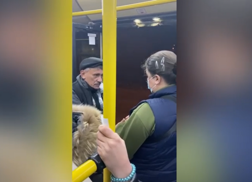 «Это мой автобус»: пьяный мужчина отказывался платить за проезд в Волжском