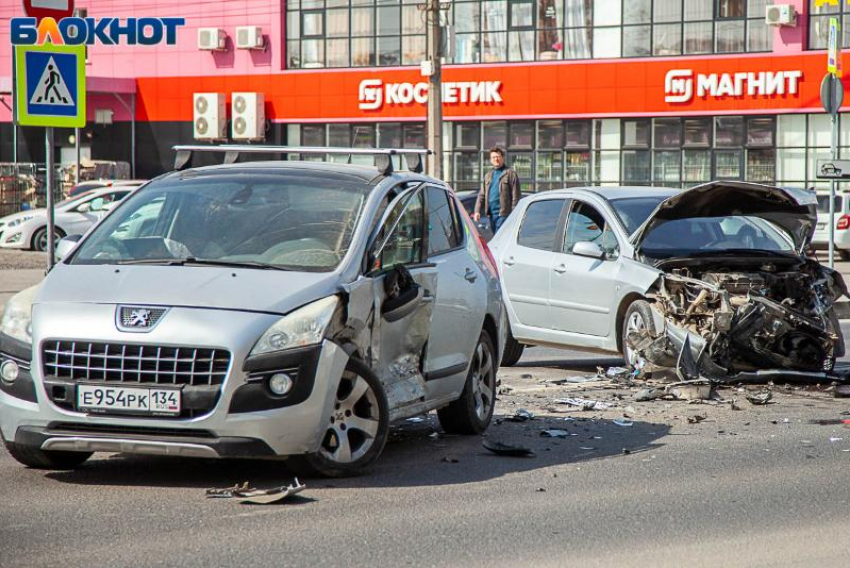 Что известно о трех пострадавших в аварии в поселке Рабочем Волжского