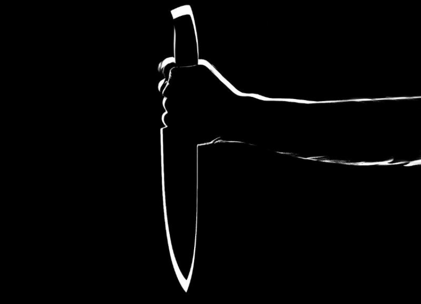 Молодой человек зарезал мужчину в «ВАЗе» в Волгограде