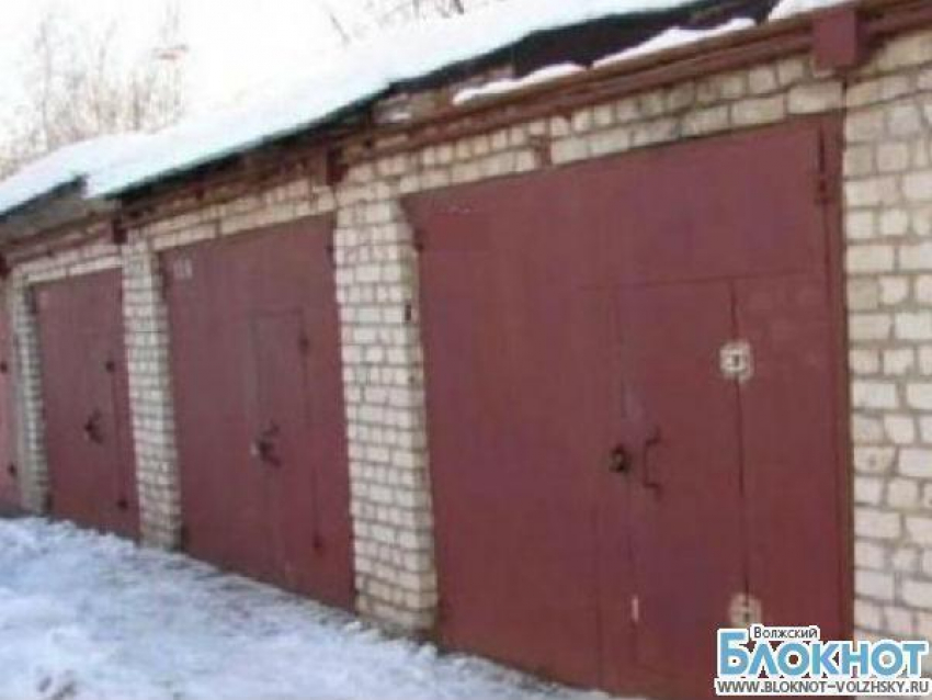 В Волжском из гаража украли инструменты на 100 000 рублей
