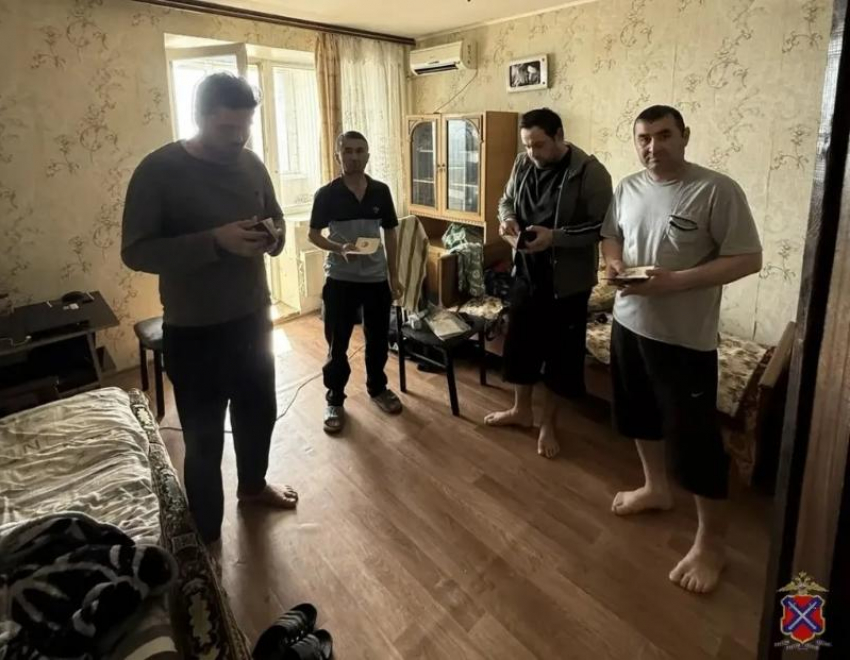 В Волжском возбуждены 12 административных дел против иностранцев по итогам миграционного рейда