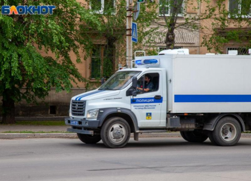 Угрожали кровавой расправой: грабители «обчистили» дом на 100 тысяч рублей под Волгоградом