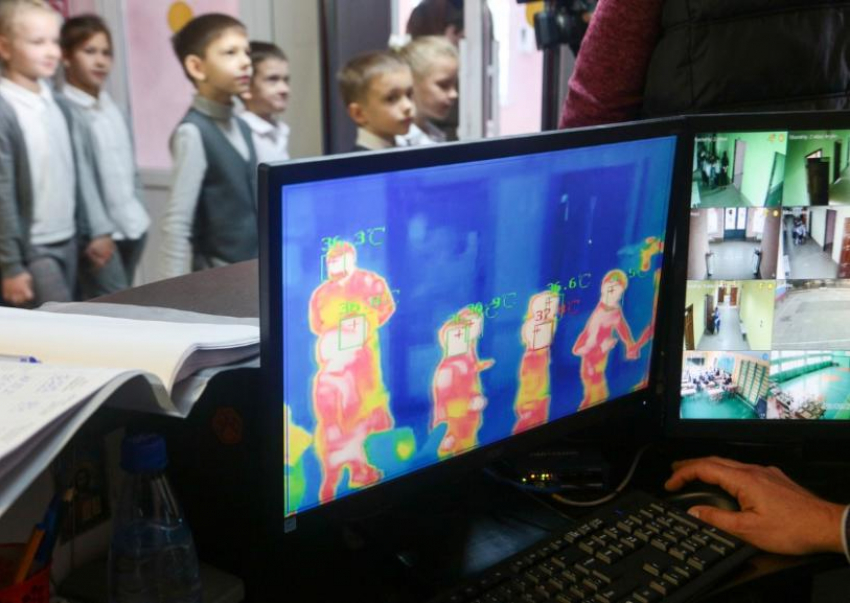 В четырех школах Волжского устанавливают тепловизоры