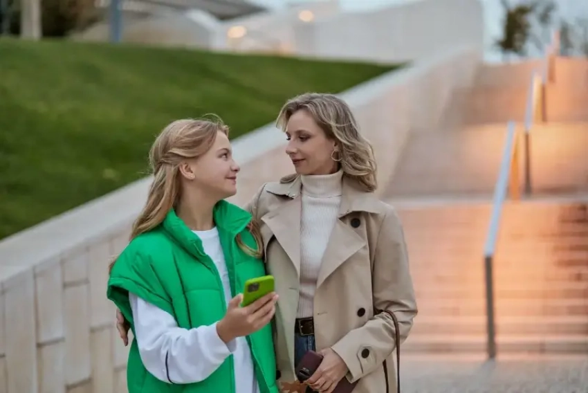 Юным россиянам подарят сим-карту вместе с первым паспортом