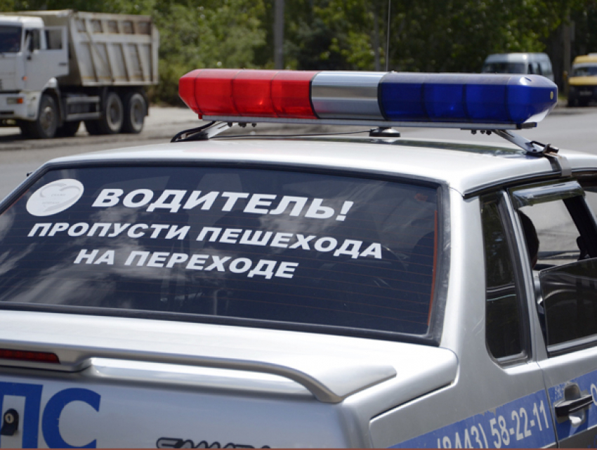 Юнец на «ВАЗ-21063» сбил молодую женщину в Волжском
