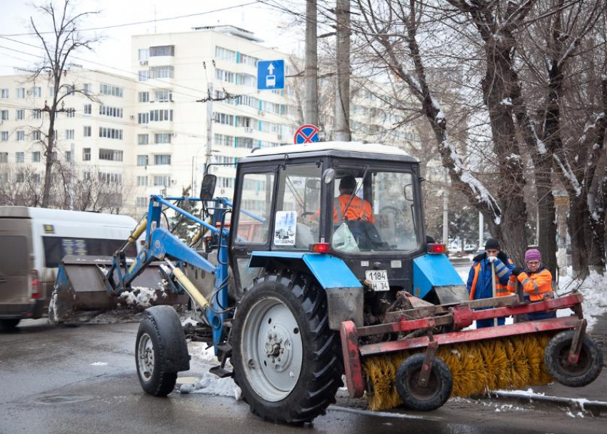 В Волгоградской области готовятся к непогоде и осложнению ситуации на новогодних