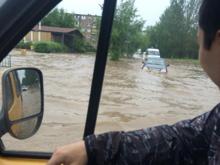 В Волжском ввели режим повышенной готовности и ликвидации ЧС из-за наводнений