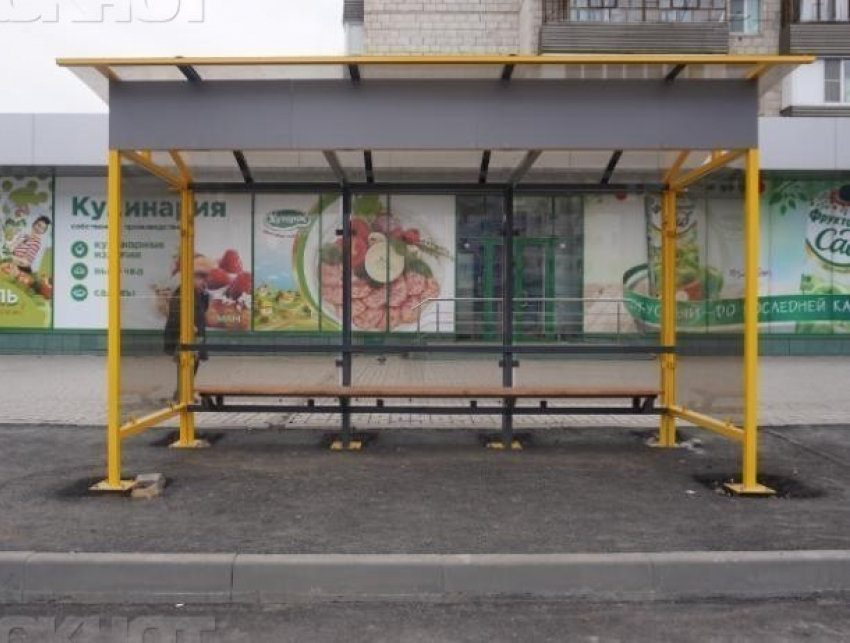 Старую остановку «7 микрорайон» наконец снесли в Волжском