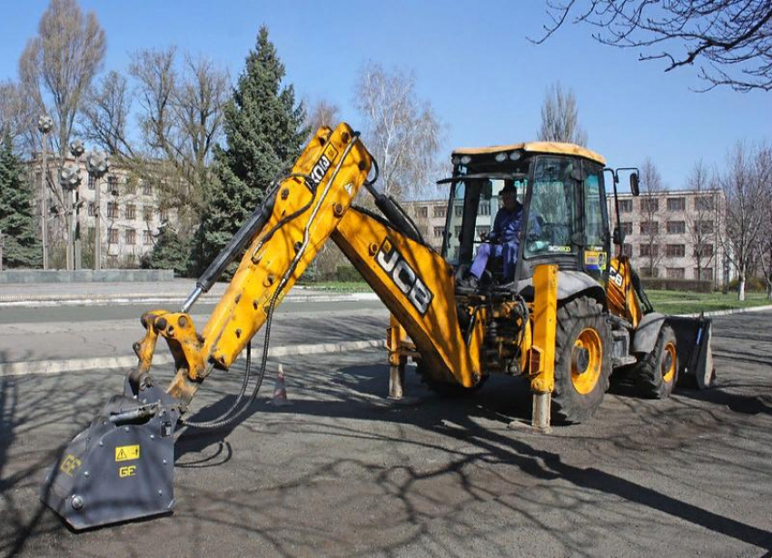 На заметку автомобилисту: В Волжском идут дорожные работы