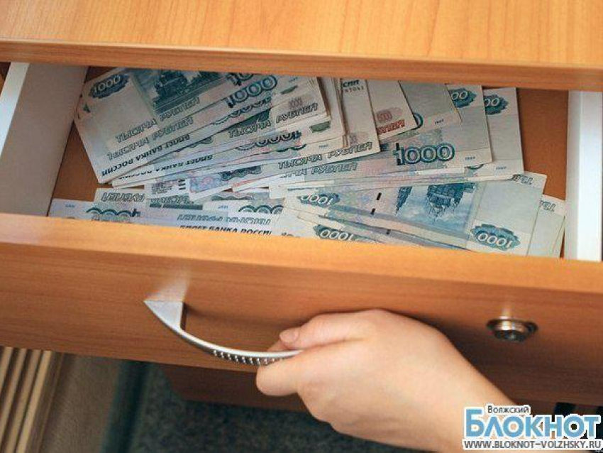 Судебный пристав в Волгоградской области присвоила 16000 рублей