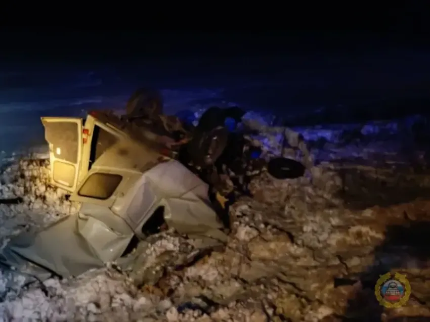 Семь человек погибли в жутком ДТП на трассе в Волгоградской области