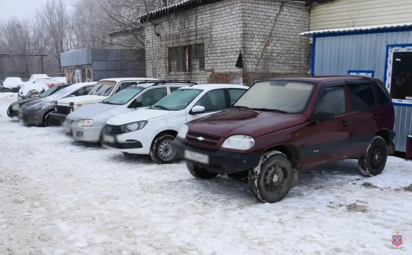 В Волгоградской области конфискованные у пьяных водителей автомобили передали на нужды СВО
