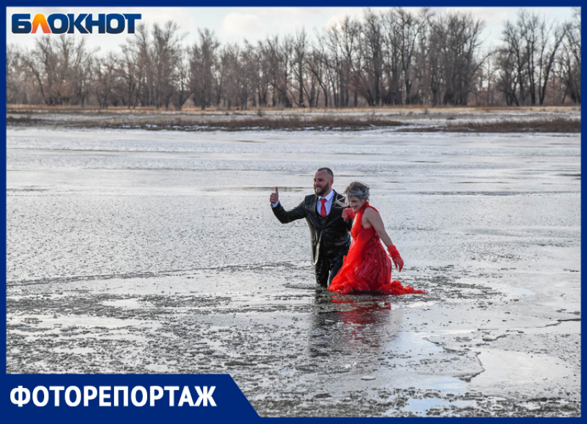 Бракосочетание по пояс в ледяной воде: как прошёл «МоржеРан» в Волжском