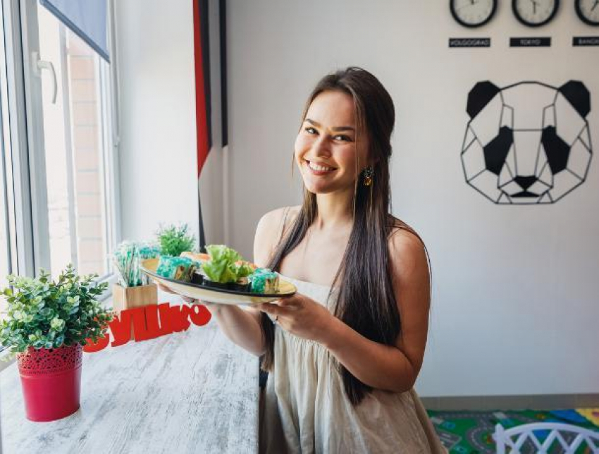 Ради победы Анастасия надела смирительную рубашку