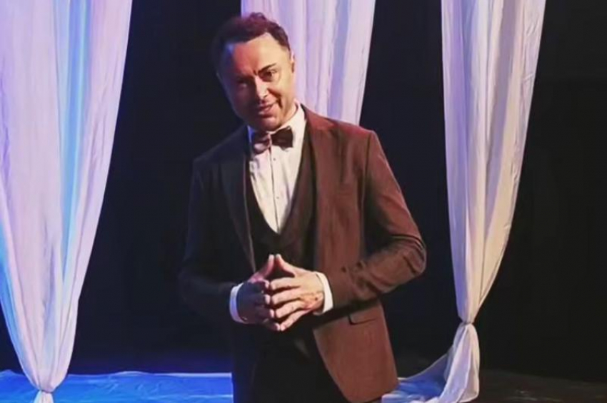 В Волжский приехал Андрей Носков, звезда сериала «Кто в доме хозяин?»
