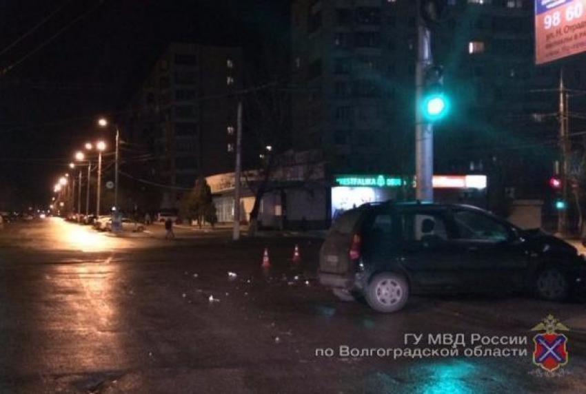 Две автоледи не поделили дорогу и учинили ДТП на Спартановке