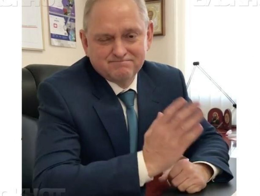 Мэр Волжского заставил волжан мерзнуть в квартирах