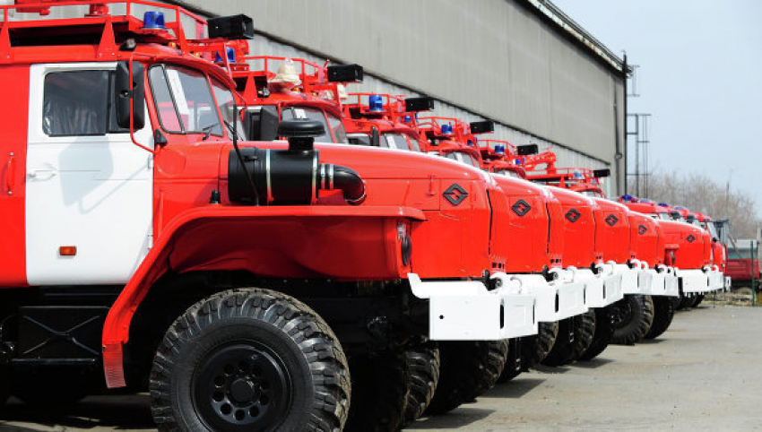 При пожаре в многоэтажке на Спартановке эвакуировали 35 человек: пострадал 40-летний мужчина