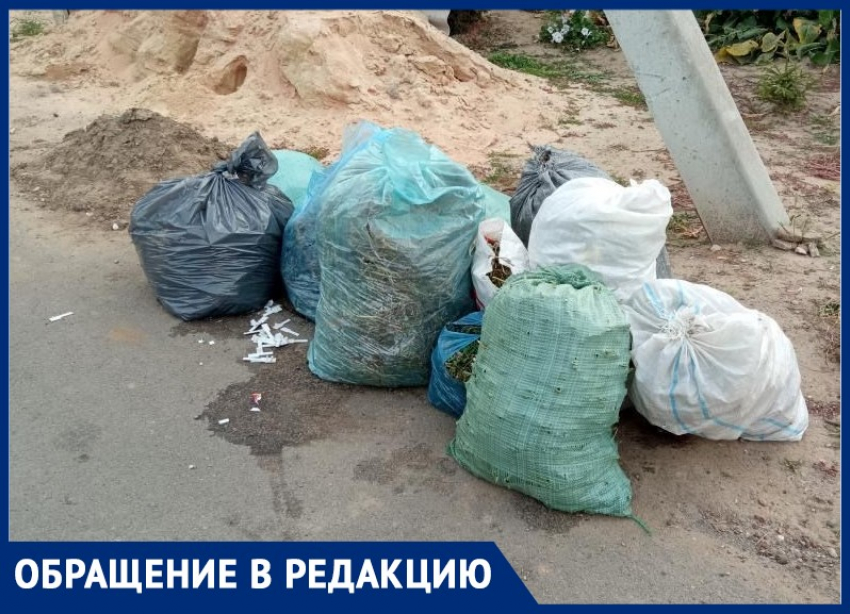 Улицы завалены мусором: жители поселка под Волжским жалуются на прекращение вывоза