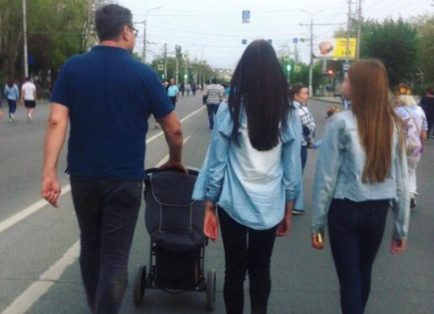 Жители Волжского винят медиков в смерти многодетного отца