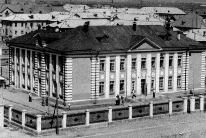 Город-сад как произведение искусства: Волжский отмечает День архитектора