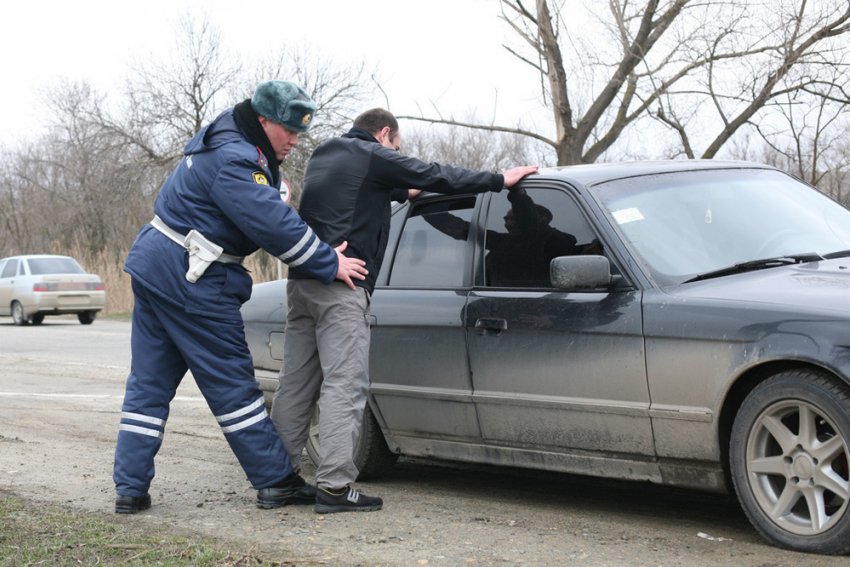В Среднеахтубинском районе задержали угонщиков «Приоры»